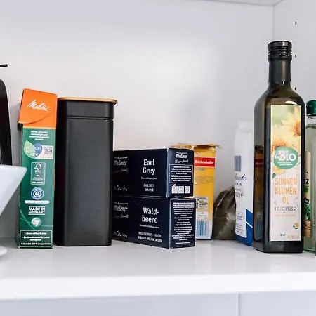 Zentral Und Frisch Eingerichtet: 2 Zi. 24h Checkin Apartment Kiel